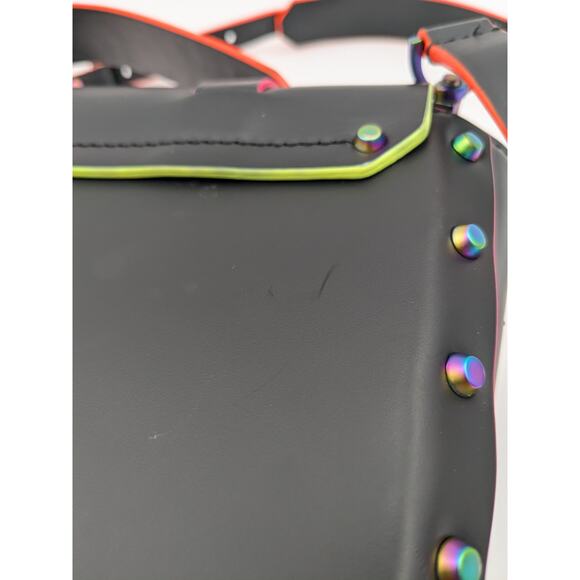 Michael Kors Manhattan Medium Contrast-Trim Leather Satchel in Black neon - Picture 7 of 16